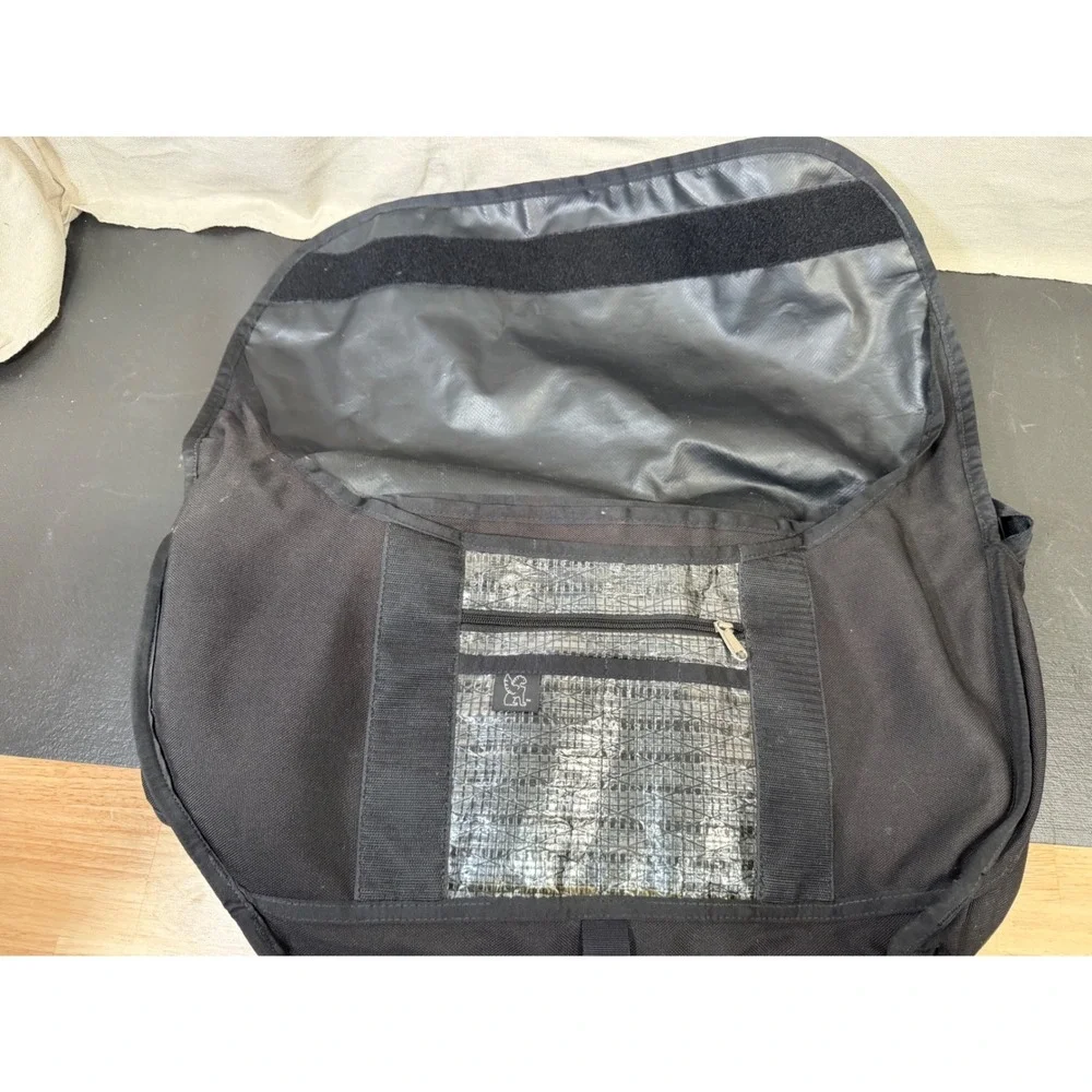 Chrome Industries Citizen 24L Messenger Bag USA Made 2010 Black Silver Vintage